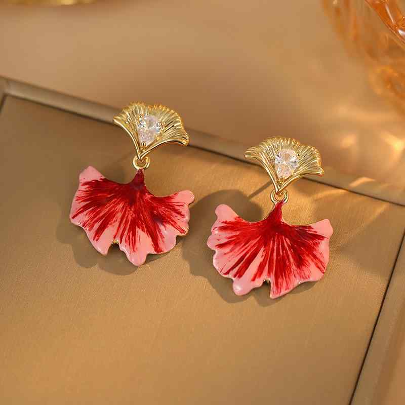 イヤリング レディース 銀杏葉 モチーフ フレンチ デザイン ジルコニア 混彩 滴油加工 シンプル レトロ..