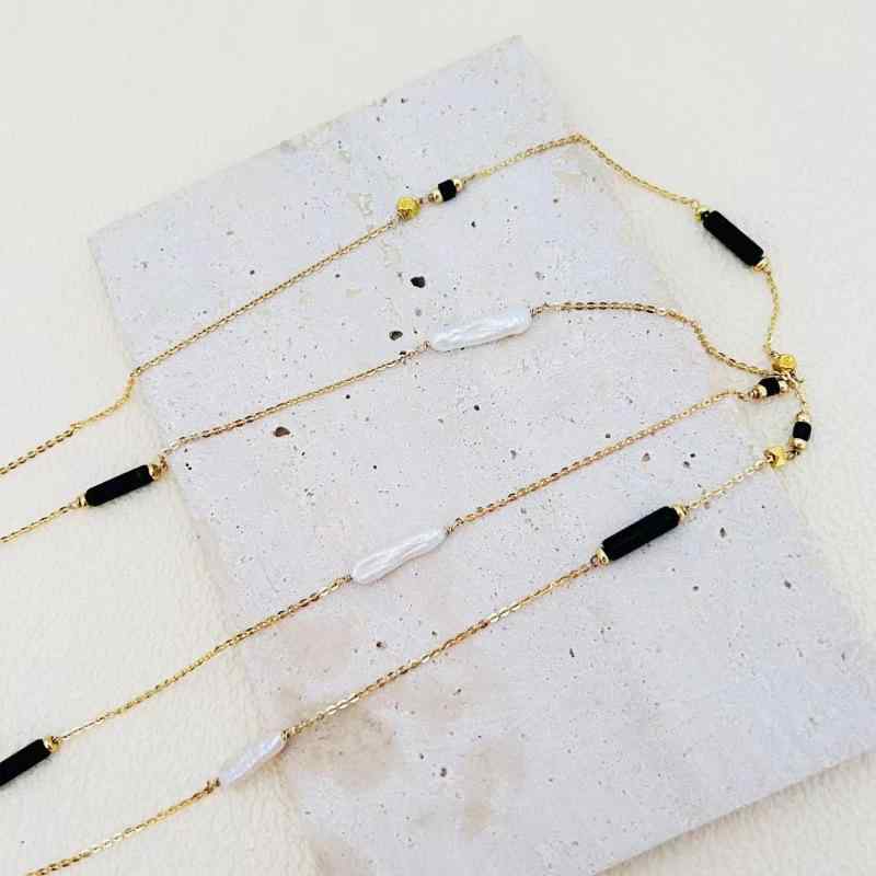ネックレス レディース シンプル 天然黒オニキス 淡水バロックパール 長め 二層 鎖骨チェーン レイヤー..