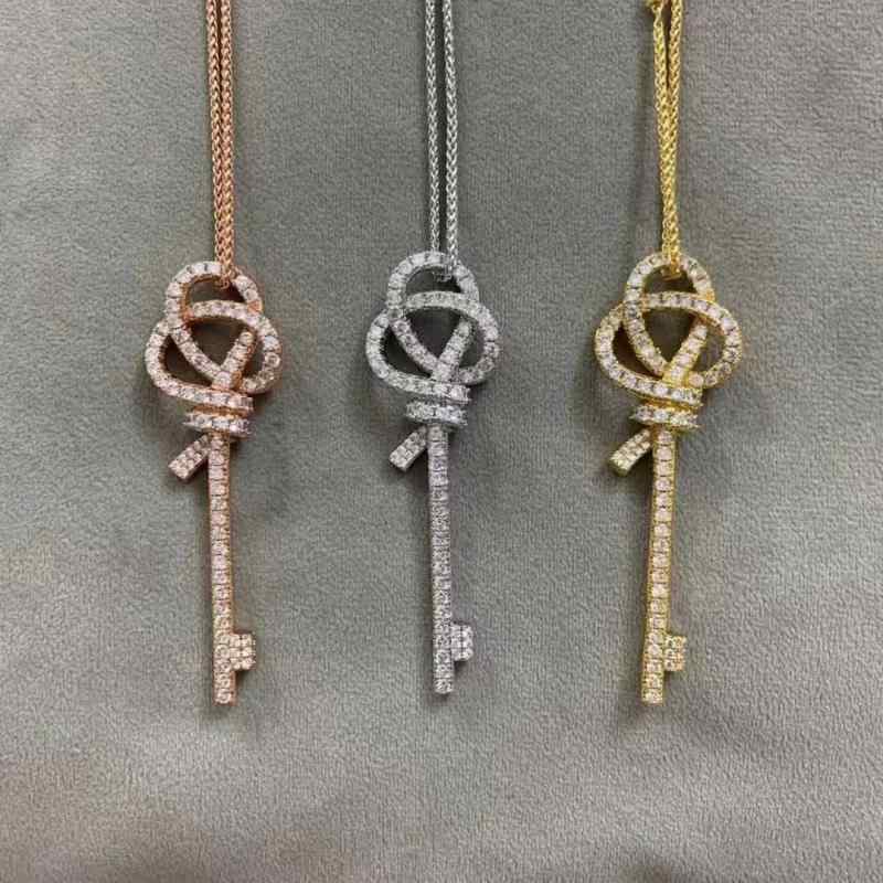 ネックレス レディース 鎖骨 ペンダント 鍵モチーフ ジルコニア フルダイヤ ローズゴールド メッキ加工..