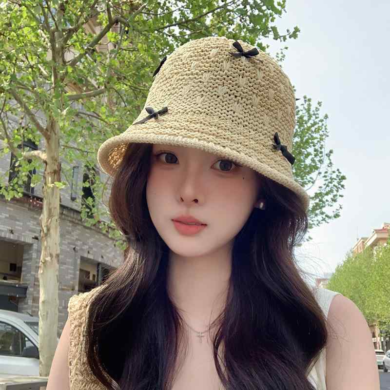レディース 麦わら帽子 バケットハット リボン 透かし編み 通気性 UVカット 日除け 小顔効果 クロッシェ つば広 折りたたみ カジュアル 上品 蒸れない おしゃれ 旅行 お出かけ 夏