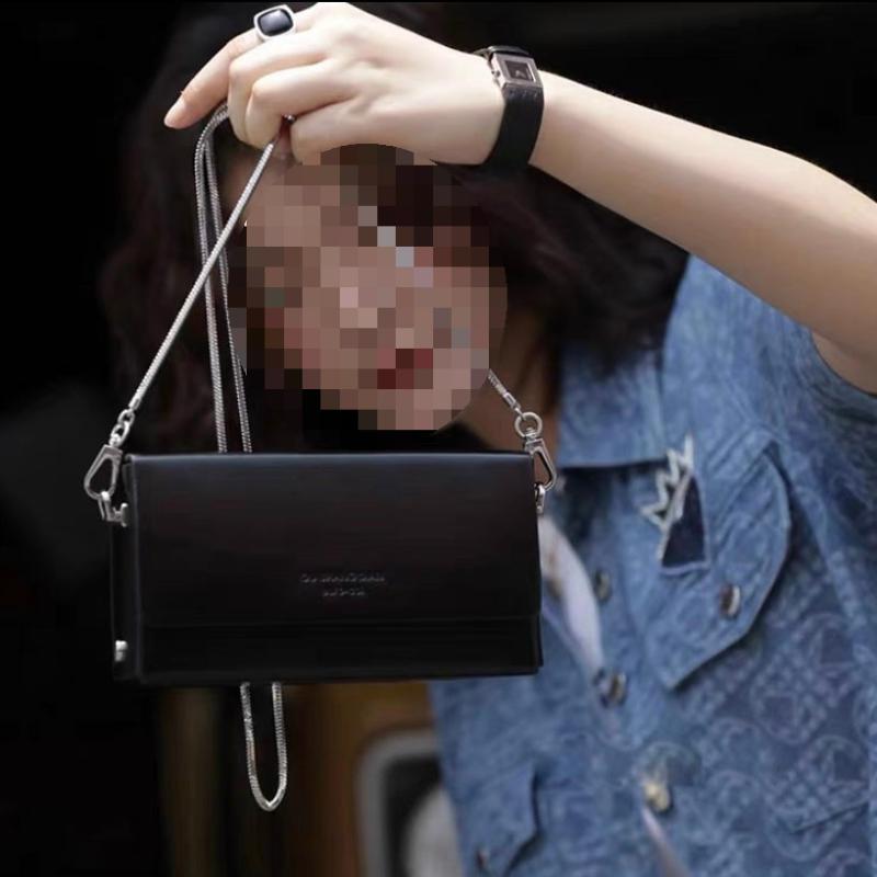 レディース バッグ 高級感 シンプル ボックス型 チェーンショルダー スマホポーチ ミニマリスト デザイン 極簡 小方包 斜めがけ 日常使い 軽量 コンパクト ハンドバッグ トートバッグ 肩掛け