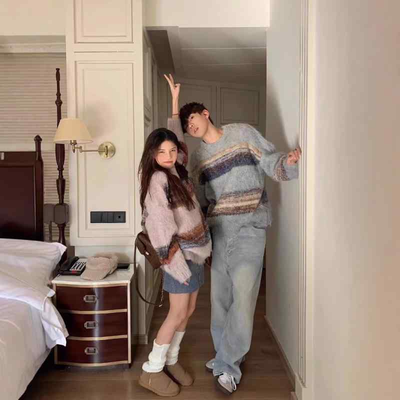 ・スタイル: プルオーバー・フィット: ルーズ・ネック: クルーネック・スリーブ: ロングスリーブ・厚さ: 厚手・スタイル: ポップ・ディテール: ツートンカラー・素材: ミンクファー60%・機能: 透気性・シーン: カジュアル・カラー: ...