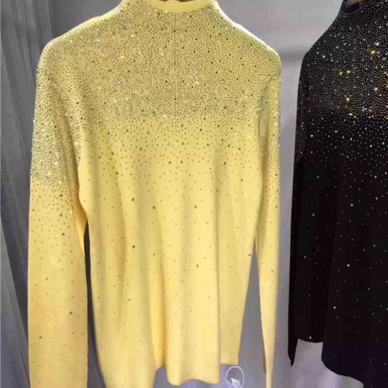・素材: ポリエステル繊維・厚み: 厚手・着用方法: プルオーバー・シルエット: スリム・袖タイプ: 標準袖・襟: ハイネック・袖丈: 長袖・着丈: 普通 (50cm超～65cm)・加工: ストーン付け・カラー: 白,黒,黄,オレンジ・サイズ: L,XL,2XL,3XL,4XL