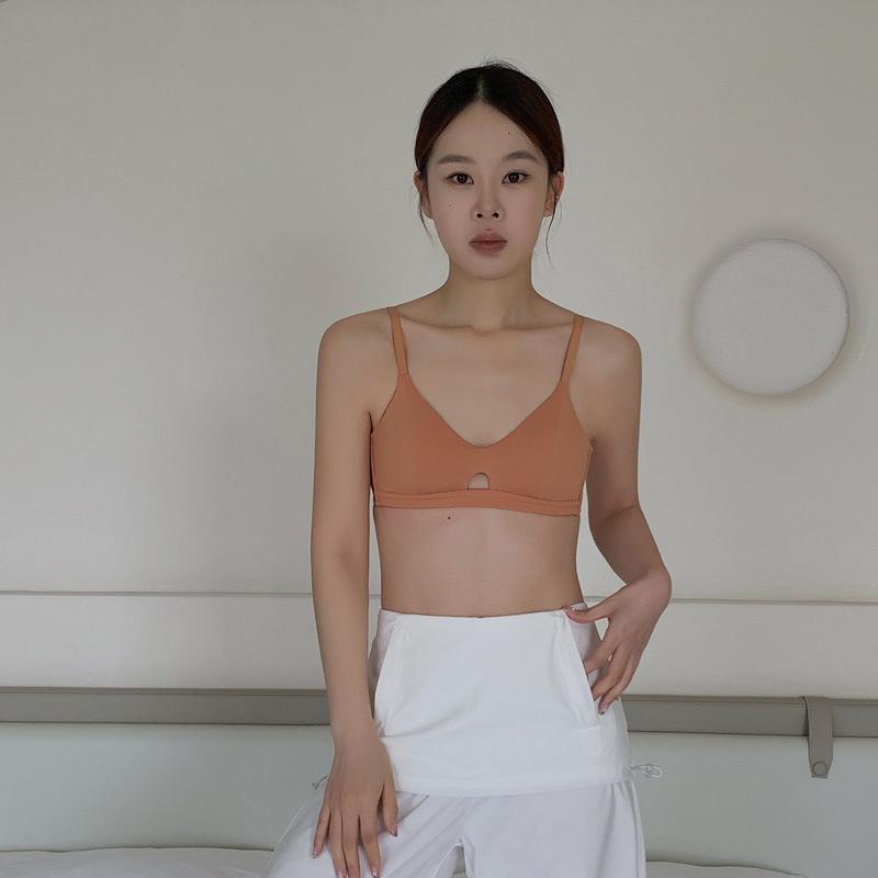 レディース ワイヤレス ブラジャー セクシー 無痕 モダール素材 軽量 吸湿速乾 アレルギー対応 敏感肌..