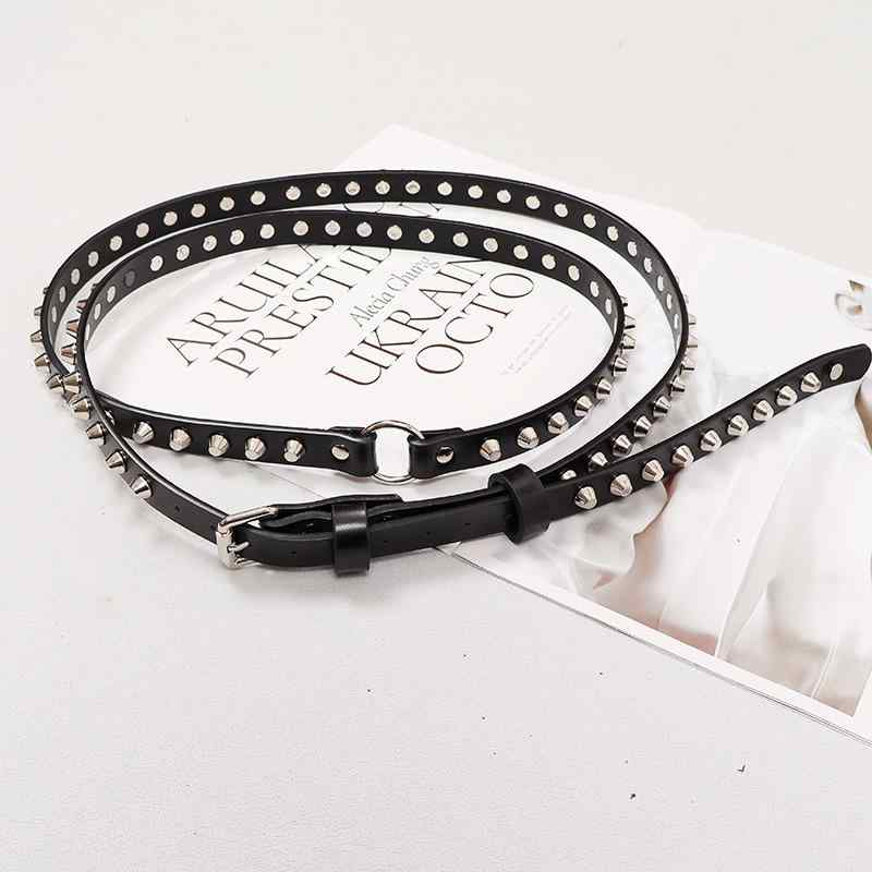 ベルト レディース 本革 牛革 二重リング ロング 調整可能 両面使用 細身 ウエスト 腰回り スタイリング アクセサリー ファッション アイテム コーディネート 必需品 シンプル デザイン 日常使い ビジネス カジュアル 着こなし ポイント アクセント