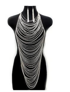 ボディチェーン レディース 金属チェーン フリンジ ゴールド シルバー ビキニアクセサリー ファッション 個性 装飾 夏向け コーディネート ジュエリー トレンド レイヤード ボヘミアン ビーチ ウェア アクセント 華やか 軽量 調整可能 スタイリッシュ