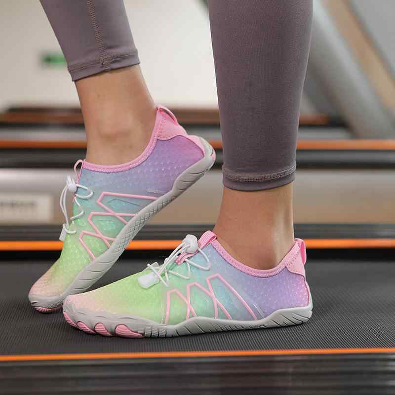 ・着用方法: 伸縮バンド・機能: 通気・厚み: 普通・適した場所: プラスチック、フロア、野外、雪地、硬地、土場、天然グラウンド、人造グラウンド、山岳、その他・対象年齢: 成人・対象性別: ユニセックス・対象スポーツ: 渓流シューズ・外底素...