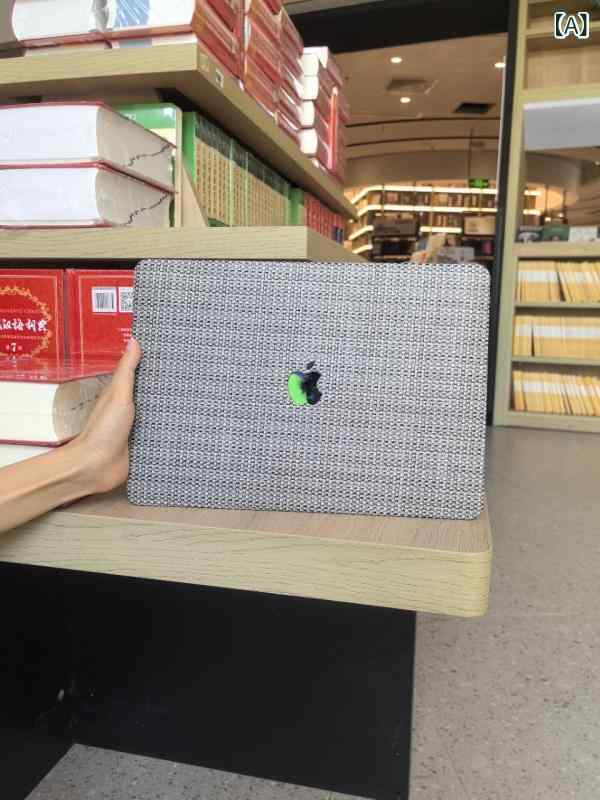くらしのセロネのノートパソコンケース 男女兼用 革製保護カバー MacBook Air Pro M2 13インチ 14インチ 15インチ 16インチ対応 軽量 耐衝撃 高級感 ビジネス 通勤 日常用 持ち運び用 スタイリッシュ 衝撃吸収 スクラッチ防止｜アングル2