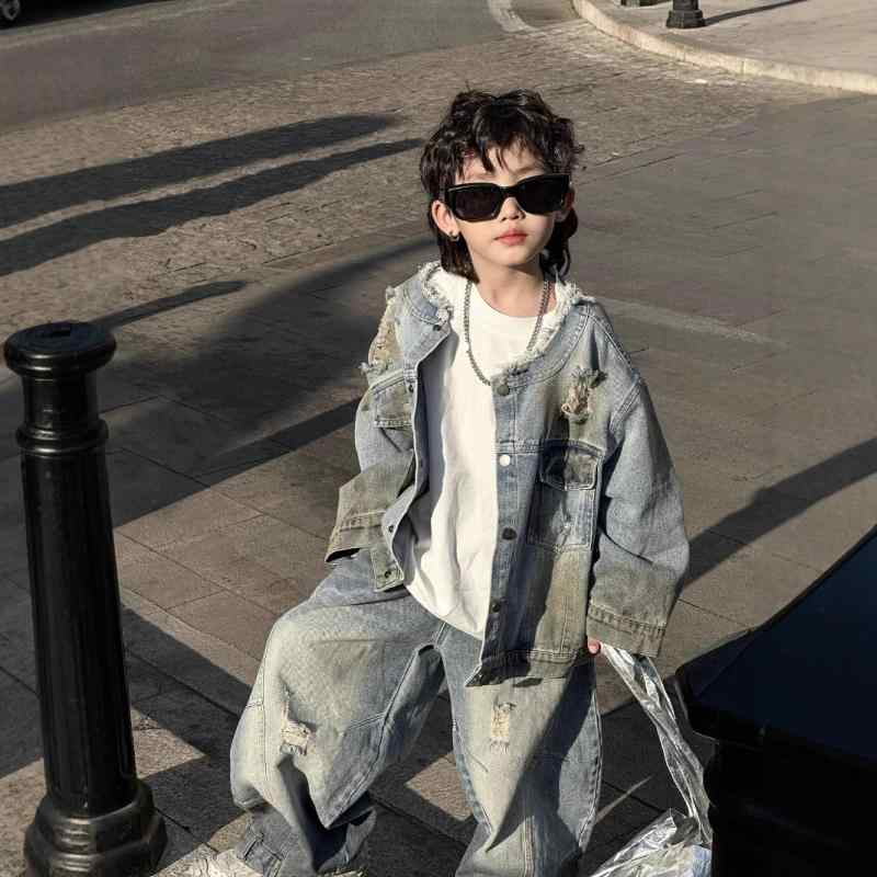 男の子 春夏 デニム ジャケット パンツ セット 加工済み 破れ 通気性 韓国風 ファッション キッズ アウトドア 遊び着 軽量 綿素材 ブルー系