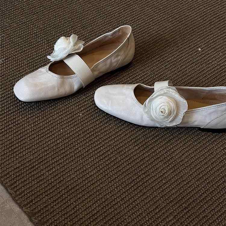 レディース バレエシューズ フラットシューズ 羊革 真皮 ソフトソール ローカット 浅口 一文字ストラップ 取り外し花飾り レトロ風 日..