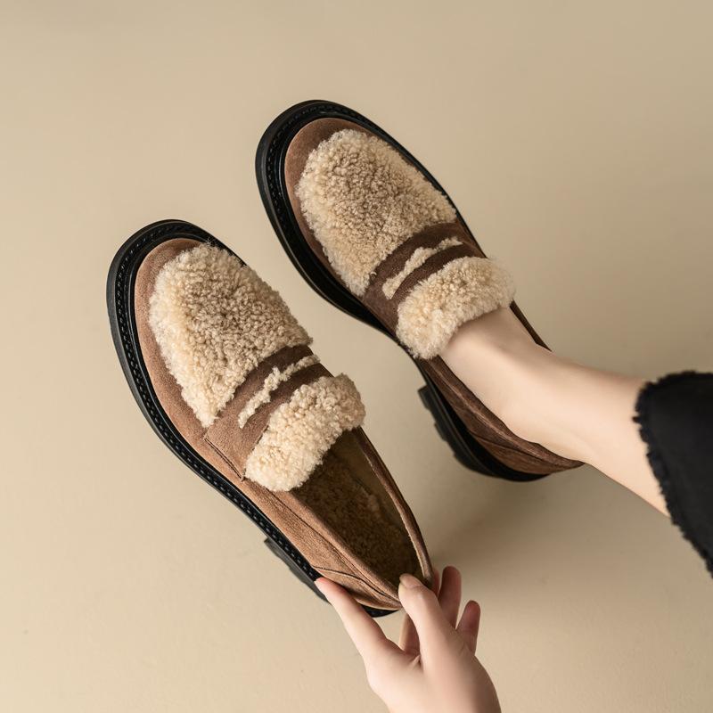 ローファー レディース 本革 切り替え 羊毛 秋冬 暖かみ フラットシューズ ラウンドトゥ ディープカッ..