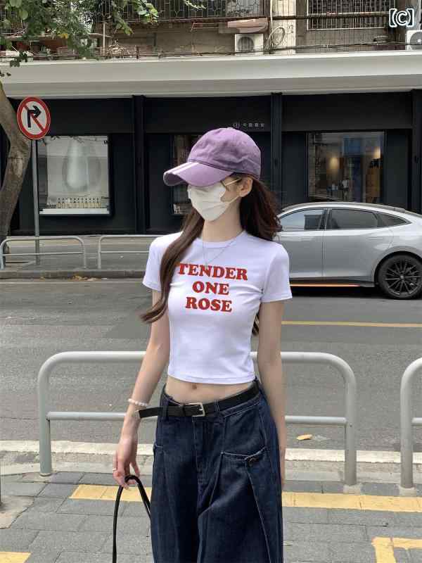 レディースTシャツ アメリカン レトロ ワインレッド 甘辛ガール 正肩 短袖 春夏 ス...