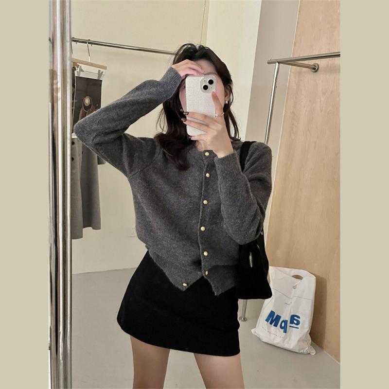 ・素材: ポリエステル・厚み: 普通・デザイン: 開襟・袖型: 通常袖・襟型: 丸首・袖丈: 長袖・柄: 無地・加工: ノンアイロン・色: ダークグレー,アンズ,ピンク・サイズ: S,M,L,XL・スタイル: 通勤,シンプル