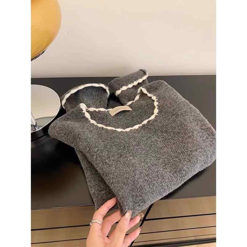 ニットセーター レディース 秋冬 スクエアネック コントラストカラー 花边レース インナートップス 修身スリム 柔らか素材 ベースレイ..