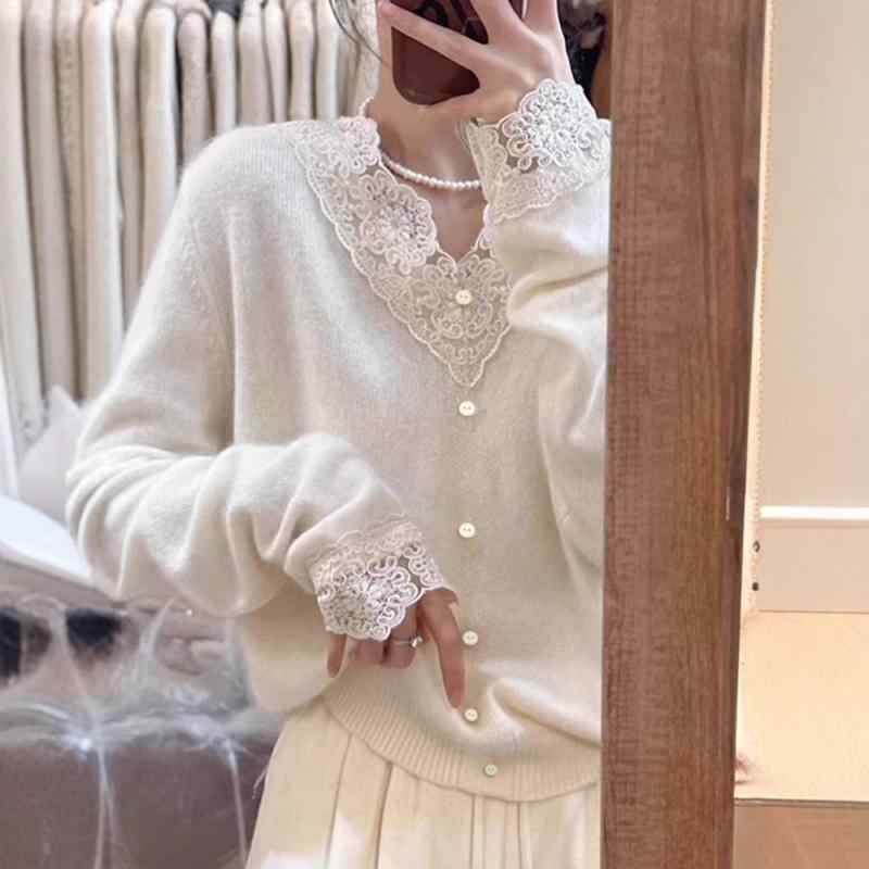 ・素材: ポリエステル・シルエット: スリム・袖タイプ: 通常袖・ネック: Vネック・袖丈: 長袖・ディテール: レース・着丈: 普通 (50-65cm)・カラー: アンズ,ピンク,ブルー,イエロー,ブラック・サイズ: S,M,L・着用方法...