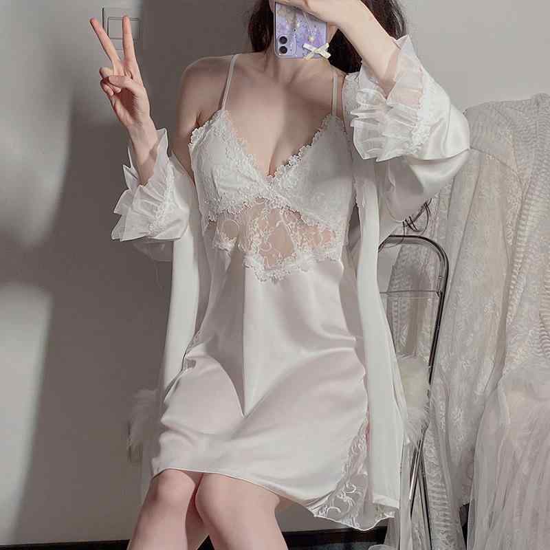 ・主素材: ポリエステル・成分含有率: 90%-95%・スタイル: セット・厚み: 薄手・生地重量: 121-140g/m²・襟型: ノーカラー・袖丈: 長袖・機能: 通気性、居家、快適・適合季節: 春季、夏季、秋季・対象: 女性・使用シー...