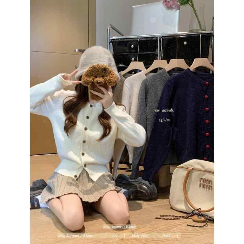 ニットカーディガン レディース 秋冬 学院風 ゆったり スタイルアップ ハートボタン 長袖 トップス コーディネート