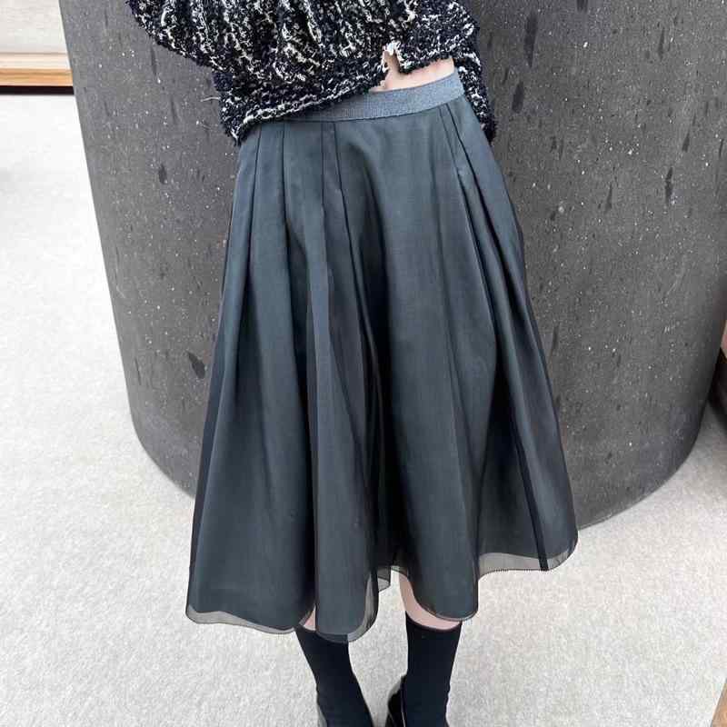 ・素材: シルク・主素材成分: シルク 30-50%・スカート形状: Aライン・スカート丈: ミドル・色: ブラック・サイズ: S,M,L・スカートカテゴリ: 半身スカート