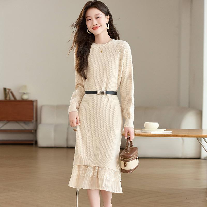 ・素材: ウール30%以下・柄: 無地・加工: パッチワーク/スプライス・スタイル: ベーシック・組み合わせ: フェイクツーピース・丈: ミドル丈・スカート型: スプライス・襟: ラウンドネック・袖型: スタンダード・袖丈: ロング・ウエスト: ルーズ・ディテール: レース・カラー: グレー,アプリコット・サイズ: M,L,XL,2XL・前立て: プルオーバー・全体スタイル: シンプル・カテゴリ: ワンピース
