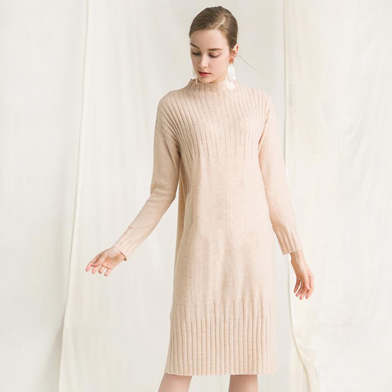 ワンピース レディース 秋冬 ニット ハーフハイネック プルオーバー ゆったり シンプル 上品 暖かみ 日常使い 通勤 膝丈 ロング レイヤード コーディネート 柔らかい 着心地 女性らしい シルエット ベーシック アイテム
