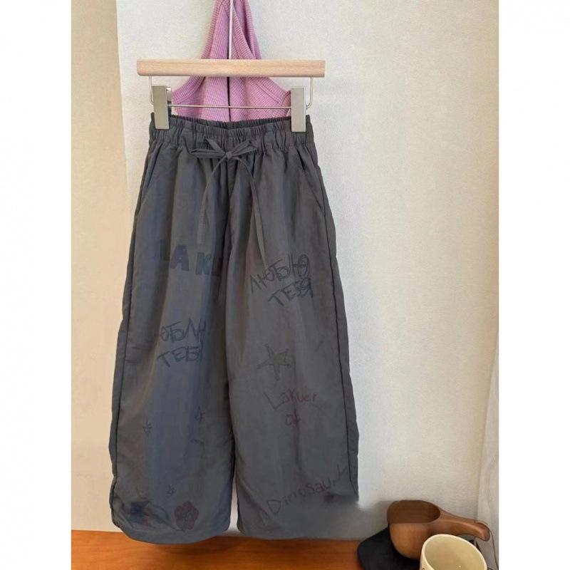 Shirts - キッズパンツ 男女兼用 グラフィティ柄 ゆったりルーズ ストレートレッグ 春夏 カジュアル 日常着 遊び着 通学 子供ボトムス ユニセックス アクティブウェア トレンドプリント 子供服 下半身