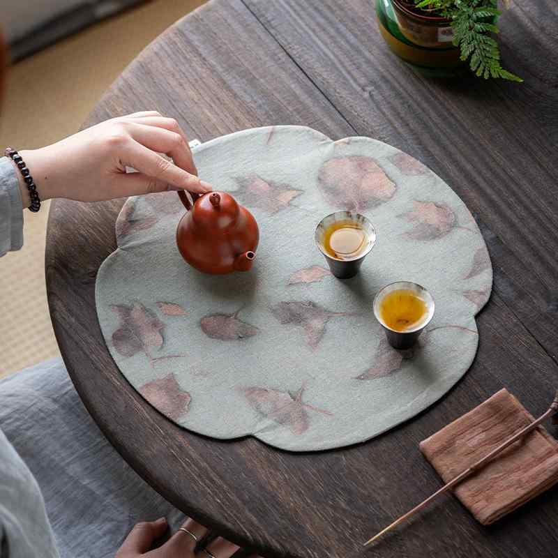 茶卓マット 断熱パッド 禅意デザイン 四つ葉のクローバー柄 ラッキーアイテム 新中式スタイル 茶室用 茶席用 会所用 茶道用アクセサリー 干泡茶用 茶具