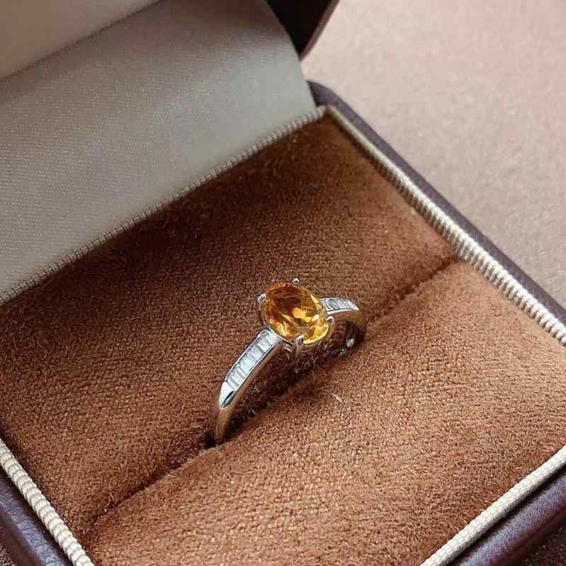 指輪 レディース 天然 黄水晶 925シルバー シンプル ベーシック デザイン 日常使い デート 通勤 コーディネート イエロー ストーン ジュエリー アクセサリー 輝き 透明感