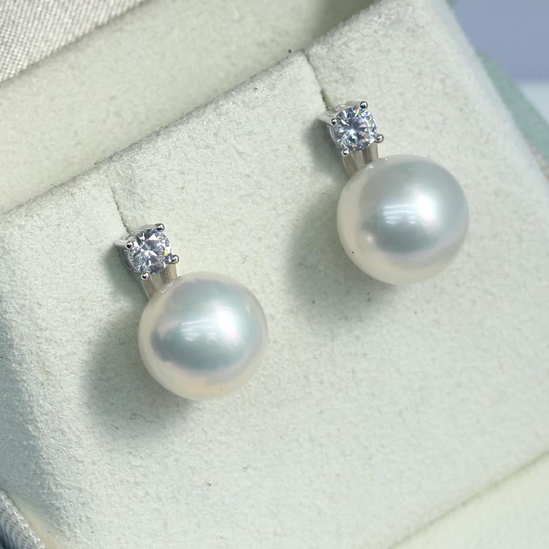 イヤリング レディース 真珠 DIY アクセサリー 純銀 銀色 クラシック 配飾 空托 スタッド シンプル ジュエリー 女性用 耳飾り 銀製 アクセント 日常使い フォーマル コーディネート