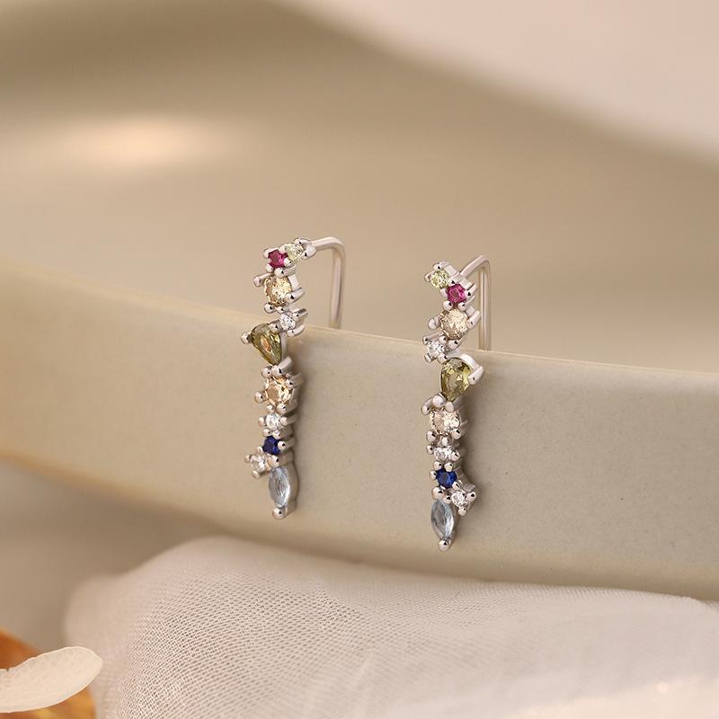 レディース イヤースタッド 925シルバー フランス風 カラージルコニア レトロ ユニークデザイン 高級感..