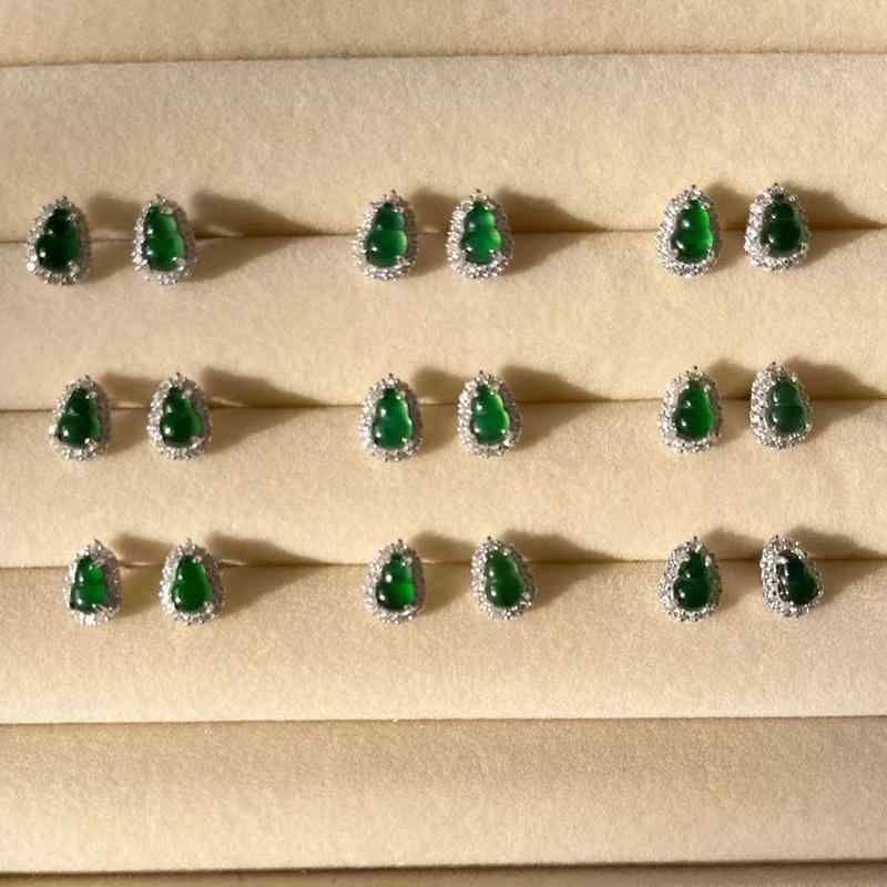 レディース ピアス 925シルバー 玉髄 ひょうたん モチーフ ジルコニア シンプル 和風 デザイン 高級感 精致 耳飾り スタッド アクセサリー 東洋 風水 ラッキー ジュエリー 女性 日常使い 軽量 繊細 カット