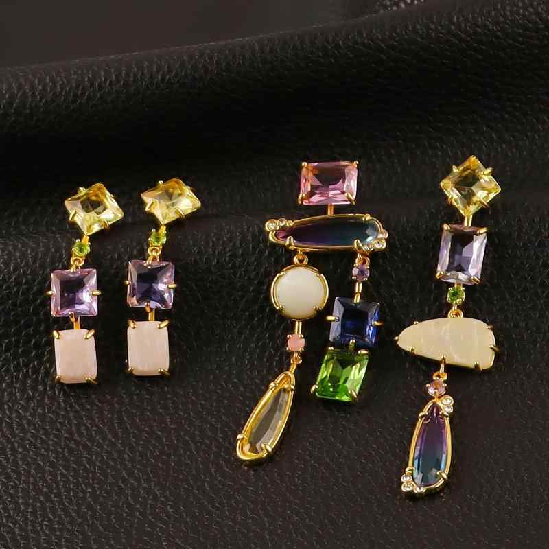 Demantoid - レディース ロング イヤリング アシンメトリー グラデーションカラー 半透明クリスタル ジオメトリック 質感 ドロップ 耳飾り ファッション アクセサリー エレガント モダン カラフル