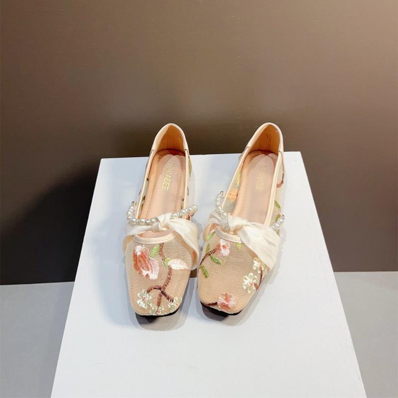 春夏 レディース メアリージェーン サンダル レトロ 刺繍 パール メッシュ 通気性 スクエアトゥ フラット バレエ風 軽量 吸湿速乾 女性用 フラットシューズ 夏用 足元おしゃれ 日常使い 歩きやすい デザインシューズ