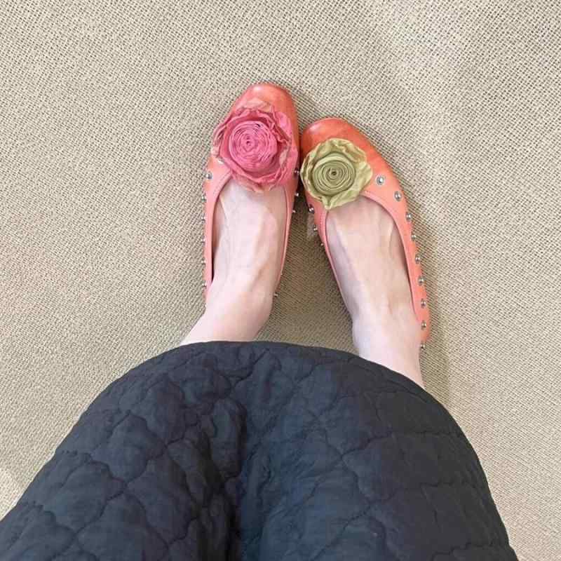 ・つま先形状: ラウンドトゥ・アッパー素材: 合成皮革・対象性別: 女性・ヒール高: 1-3cm・パターン: 無地・カラー: ピンク,パープル,アプリコット・サイズ: 35,36,37,38,39,40・アウトソール素材: ゴム・ライニング...