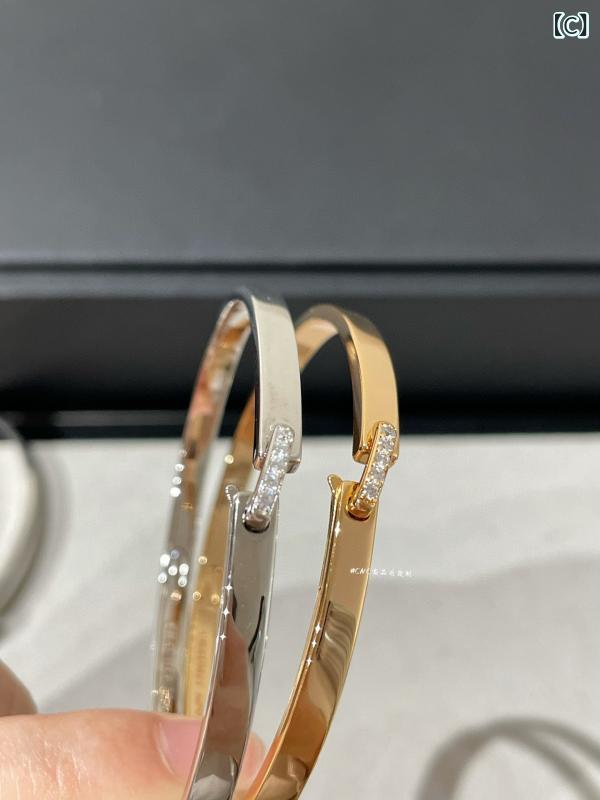ブレスレット レディース 18k金メッキ クロス 満天星 シンプル デザイン 電気メッ...