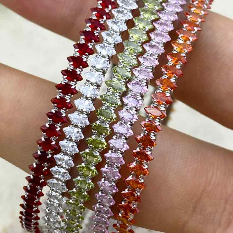 ブレスレット レディース 925純銀 多色キャットアイストーン 個性派デザイン ミニマリストスタイル ト..