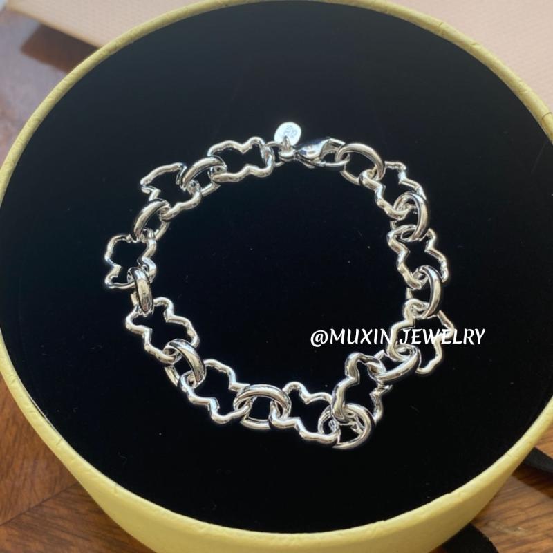 ブレスレット レディース クマモチーフ 透かし彫り シンプル ファッション 日常使い シルバー アクセサリー かわいい ギフト ラッキーアイテム