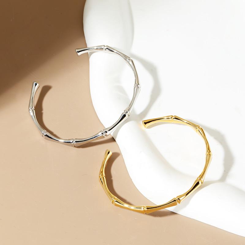 ブレスレット レディース 925シルバー 竹節デザイン 開口型 シンプル 個性的 INS風 軽奢 高級感 夏用 手元アクセサリー ファッション小物 日常使い ギフト向き 女性向け ジュエリー アクセ