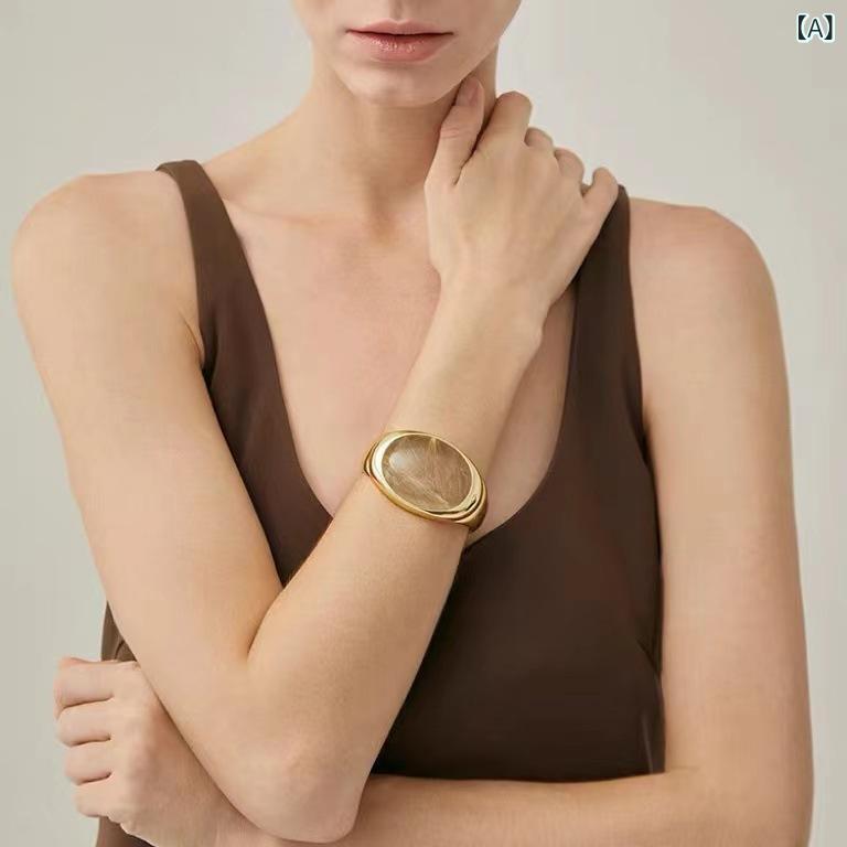 ブレスレット レディース 秋冬 天然石 高級感 軽奢 オリジナル デザイン 小众 ファッション シンプル 百搭 万能 日常 コーデ 手首 軽やか モダン ユニーク ジュエリー 2