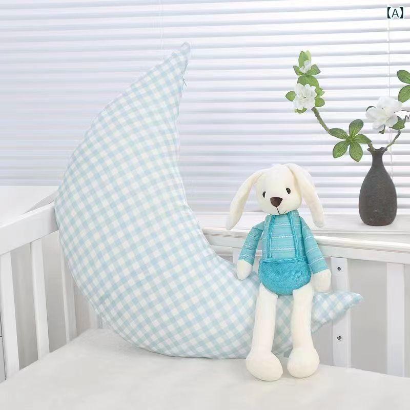 くらしのセロネの安眠枕 ベビー キッズ 月型 ガーゼ 睡眠補助 玩具付き 大型抱き枕 赤ちゃん 寝かしつけ 柔らかい素材 肌触り良い 安全設計 かわいいデザイン 新生児対応｜アングル2