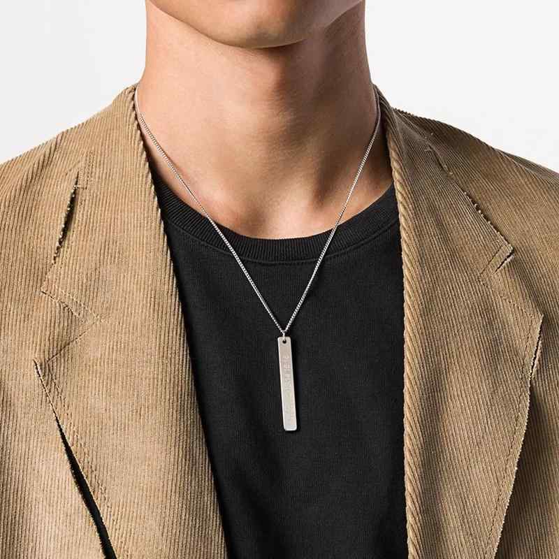 ネックレス 男女兼用 シルバー ペア カップル シンプル チェーン アクセサリー ジュエリー ラブ アイテム ギフト ボックス 付き 日常使い コーディネート 人気 デザイン 軽量 調整可能 長さ 変え られる スタイリッシュ モダン 洗練 された 輝き