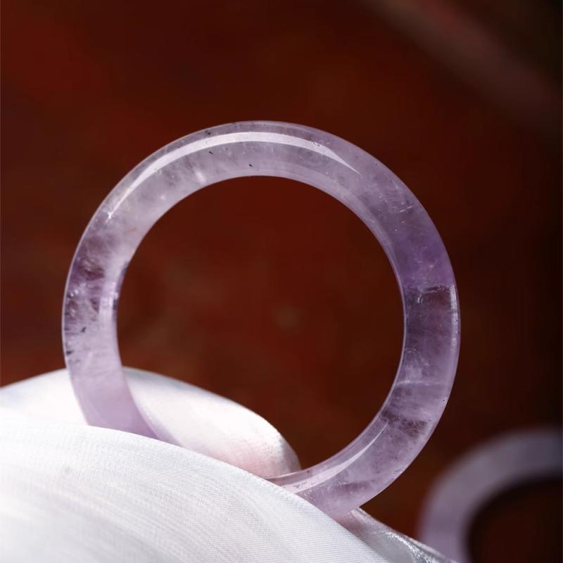ブレスレット レディース 天然アメジスト ラベンダー系 紫水晶 手首アクセサリー 通勤 ファッション ジュエリー 女性向け アクセサリー 天然石 紫色 宝石 装飾品 日常使い シンプルデザイン 人気アクセ(4.0)