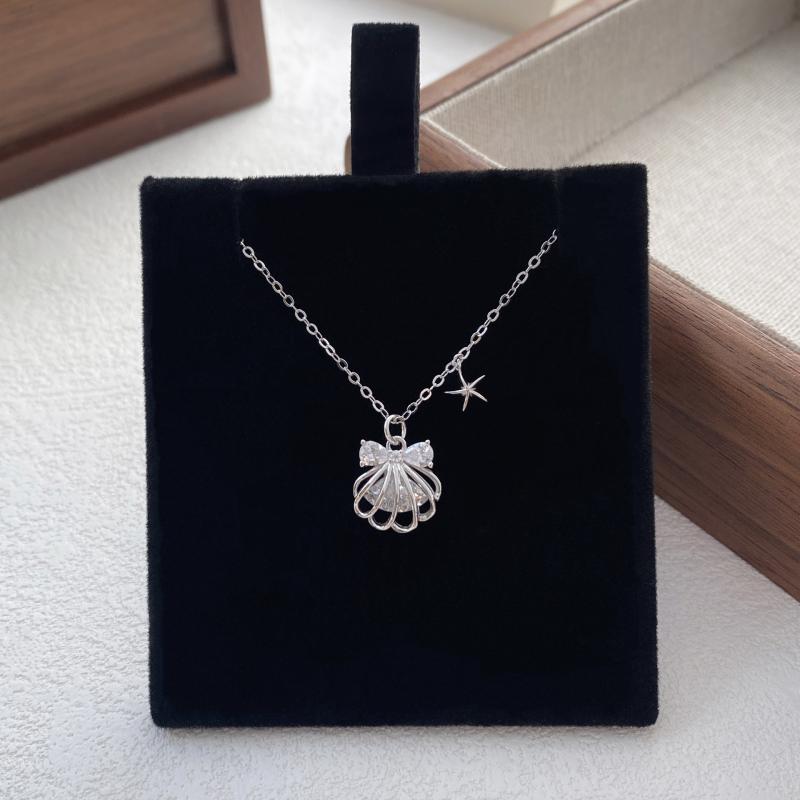 ・素材: 999シルバー・加工: ダイヤ埋め込み・形状: 蝶結・チェーンスタイル: 標準チェーン・ペンダント素材: シルバー・長さ: 41cm-50cm・色: ホワイトゴールド・純度: 純銀・対象: 女性