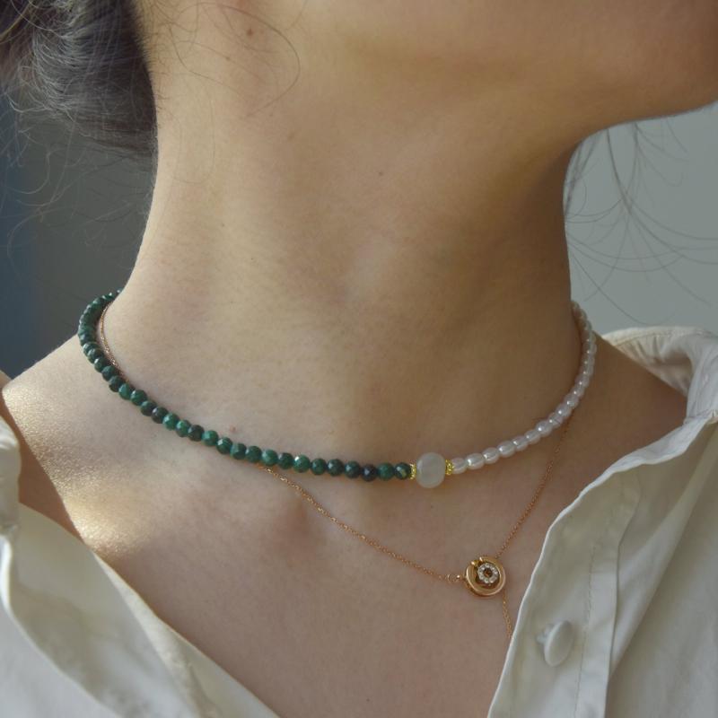 Necklaces, Braclets - ネックレス レディース 天然孔雀石 マルカイト 淡水真珠 パール 切り替え デザイン レイヤード ビーズ 鎖骨 ペンダント 天然石 ジュエリー アクセサリー ファッション