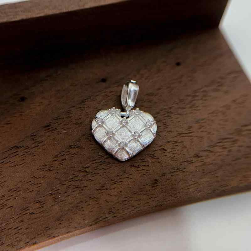 レディース ネックレス 純銀 ペンダント ハート型 ジルコニア シングルチェーン 高級感 精緻 気質 軽奢 桃心 吊坠 菱格 原创 镶锆 爱心 s925