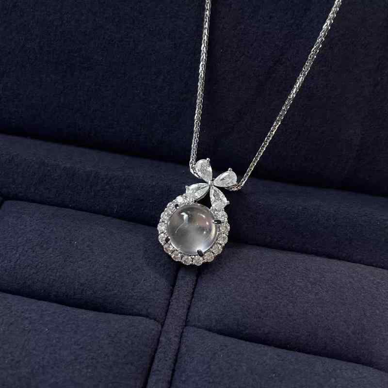 ネックレス レディース 925シルバー 白瑪瑙 ペンダント 透明感 花モチーフ ジルコニア 蝶結 高級感 鎖..