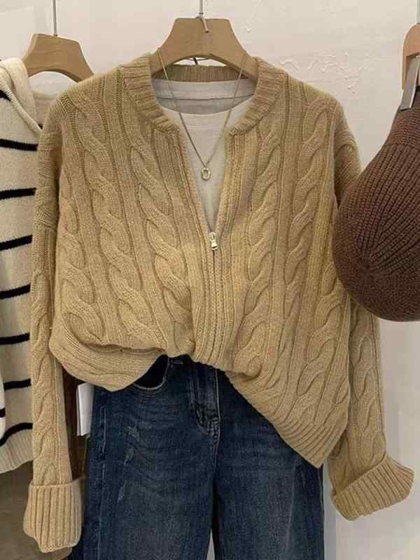 秋冬 レディース ウール ニット カーディガン 丸首 ツイストデザイン ジッパー ゆったり 着痩せ 快適 セーター 開襟 トップス ニットウェア ルーズフィット ソフトタッチ 単色 暖か コーディネート レイヤード