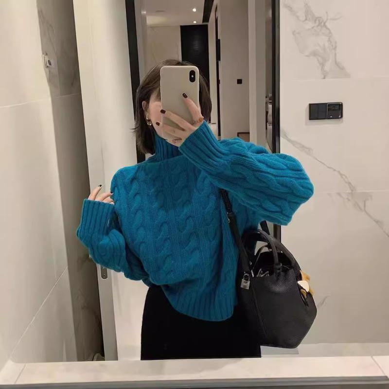 ・サイズ: M,L,XL・カラー: ホワイト,ピンク,イエロー,ブルー,ベージュ,パープル・素材: ウール・ウール含有率: 95%以上・首元: ハイネック・袖丈: ロング・厚み: 超厚・丈: ミディアム(50-65cm)・シルエット: ゆったり・ディテール: リブ・加工: マーセライズ・着用方法: プルオーバー・対象: 女性