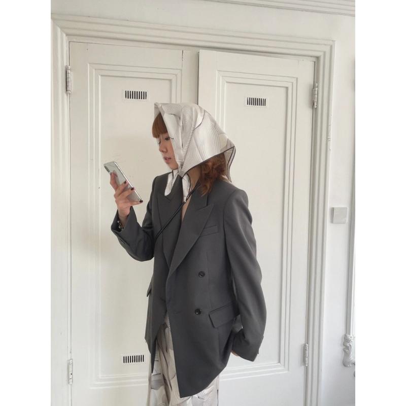 レディース スカーフ シルク100% 幾何学模様 ツイル 上品 高見え きれいめ 大人可愛い オフィス 通勤 カジュアル 韓国ファッション 春夏 首元 バッグチャーム プレゼント