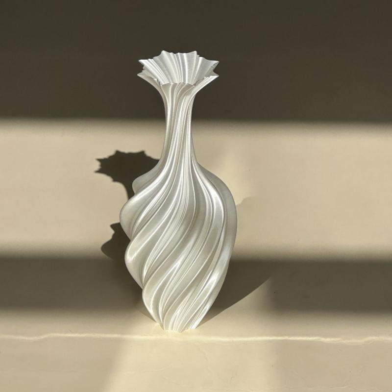 花瓶 フラワーベース オブジェ 置物 3Dプリント シルク調 光沢 北欧風 モダン シンプル アート インテリア雑貨 卓上 玄関 リビング 飾り インスタ映え 韓国インテリア 上品 高見え おしゃれ デザイン
