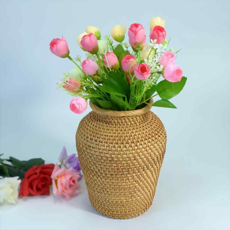 花瓶 フラワーベース バスケット カゴ ラタン 籐 手編み 天然素材 卓上 ハンドメイド ナチュラル おしゃれ 北欧 インテリア 雑貨 小物入れ ドライフラワー用 観葉植物 置物 飾り 鉢カバー 室内用